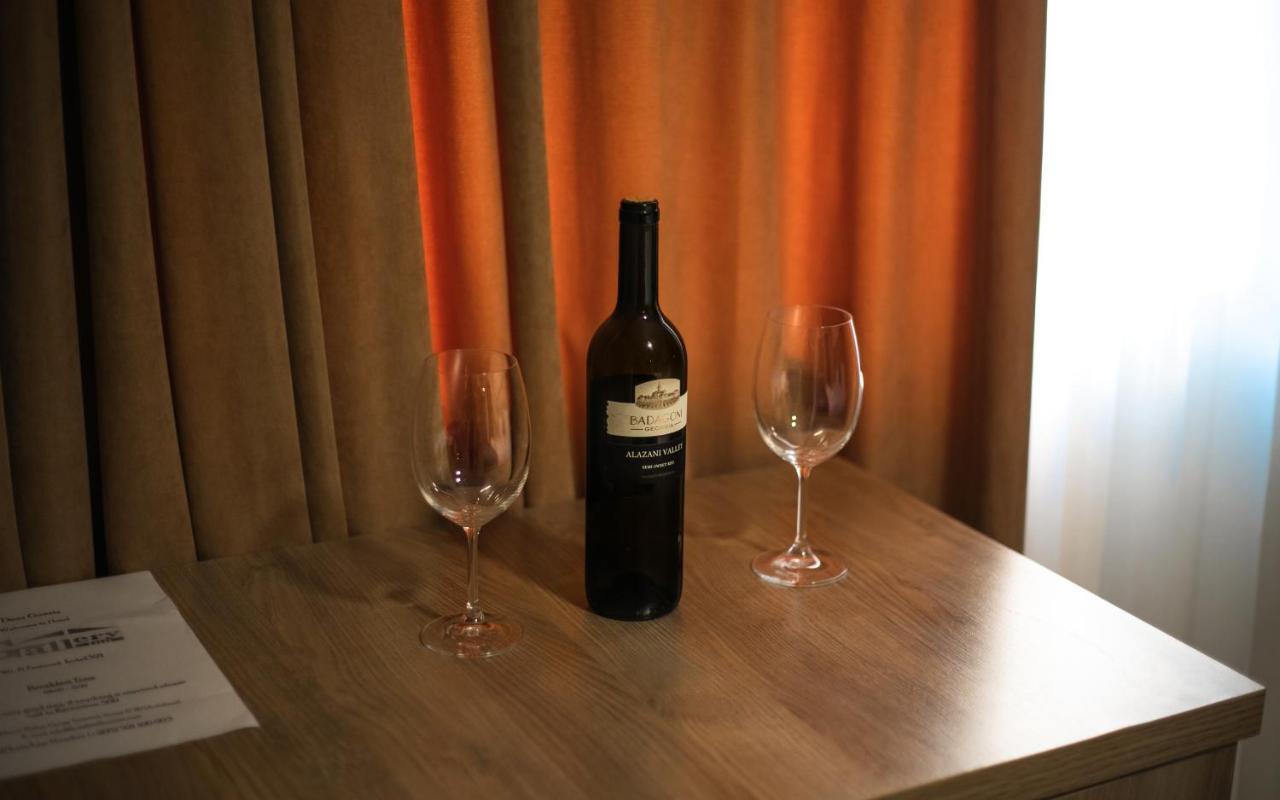 Gallery Inn Tbilisi Bagian luar foto